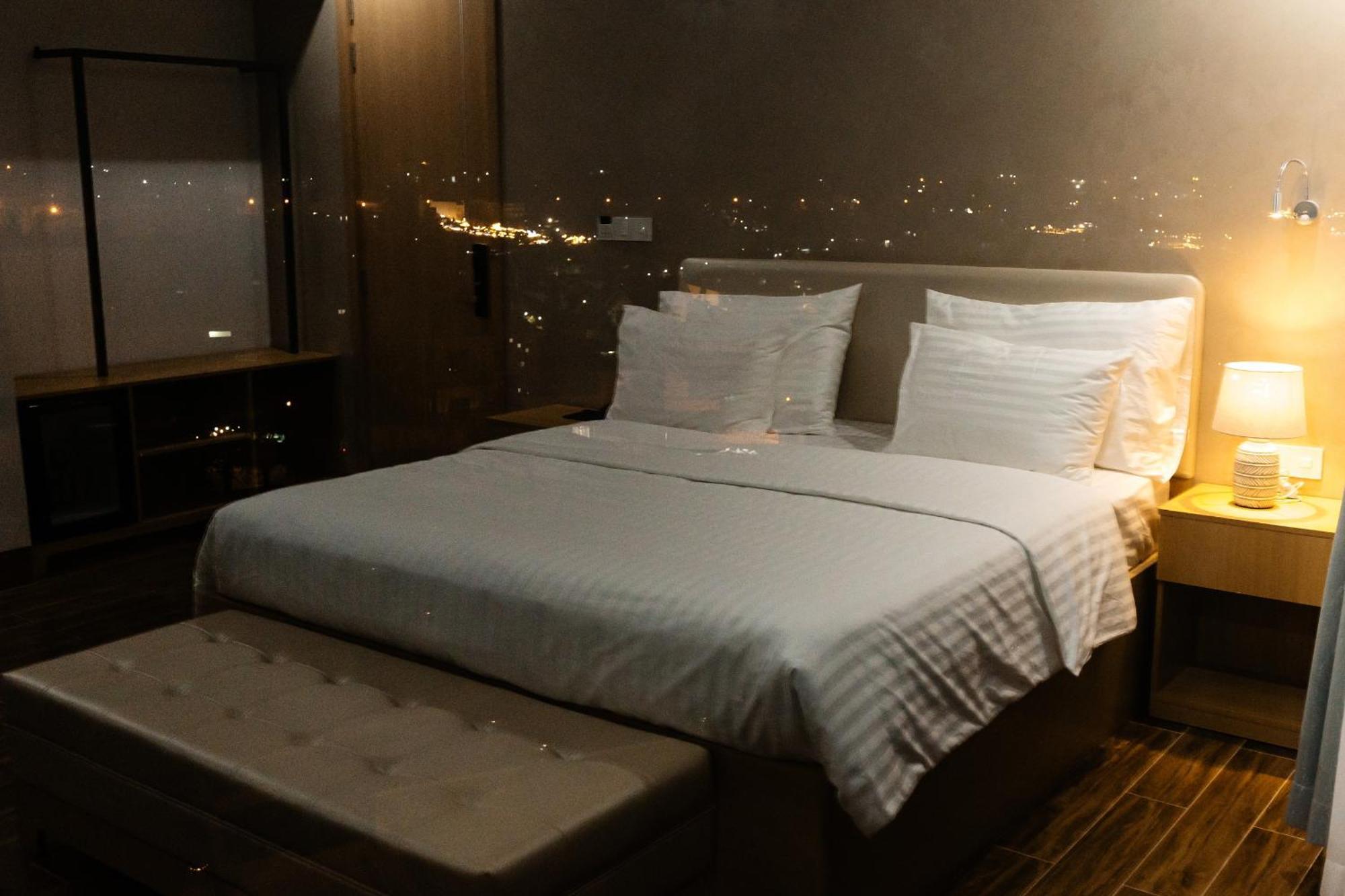 Diora Hotel Pleiku By Hos エクステリア 写真