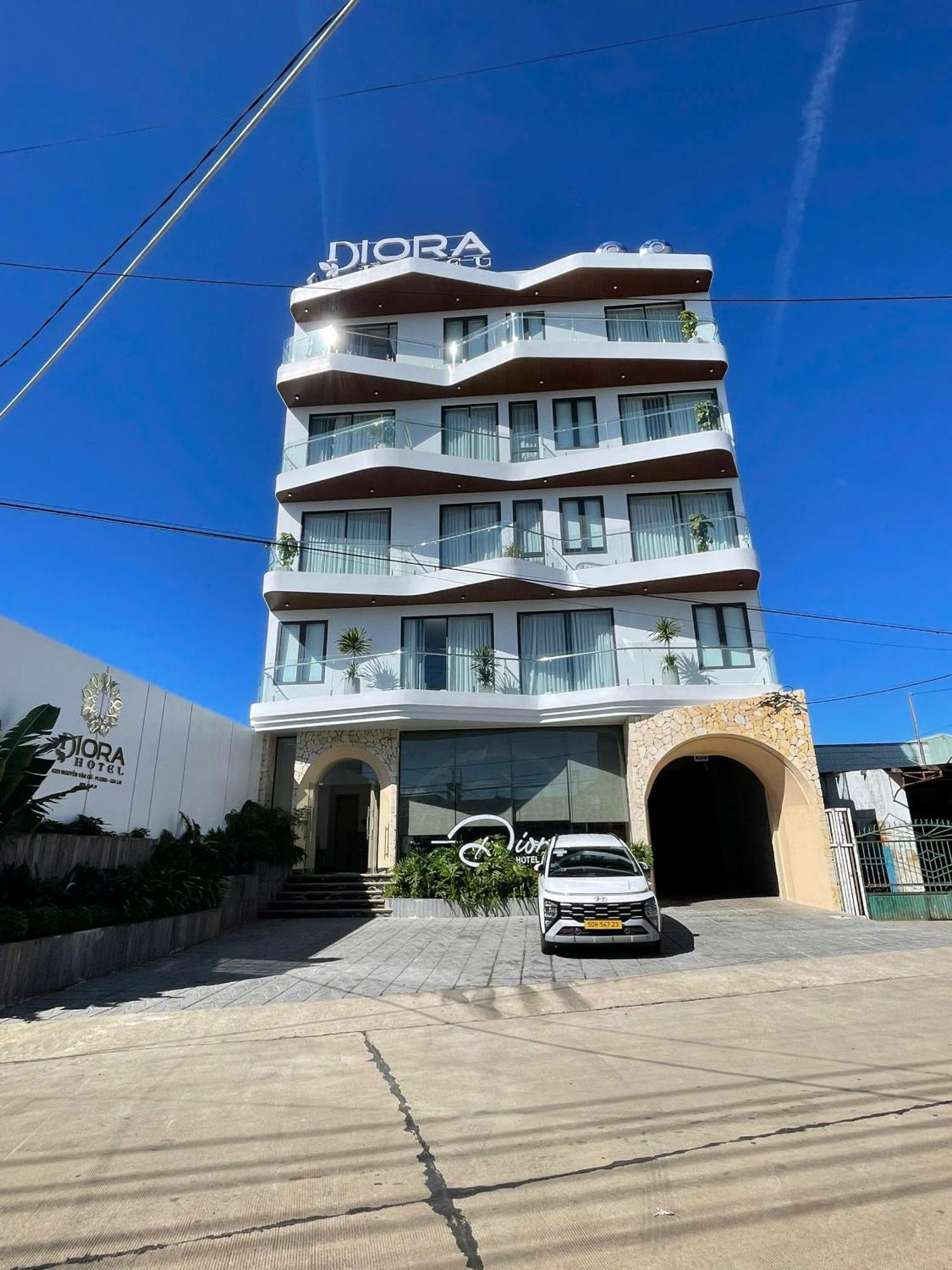 Diora Hotel Pleiku By Hos エクステリア 写真